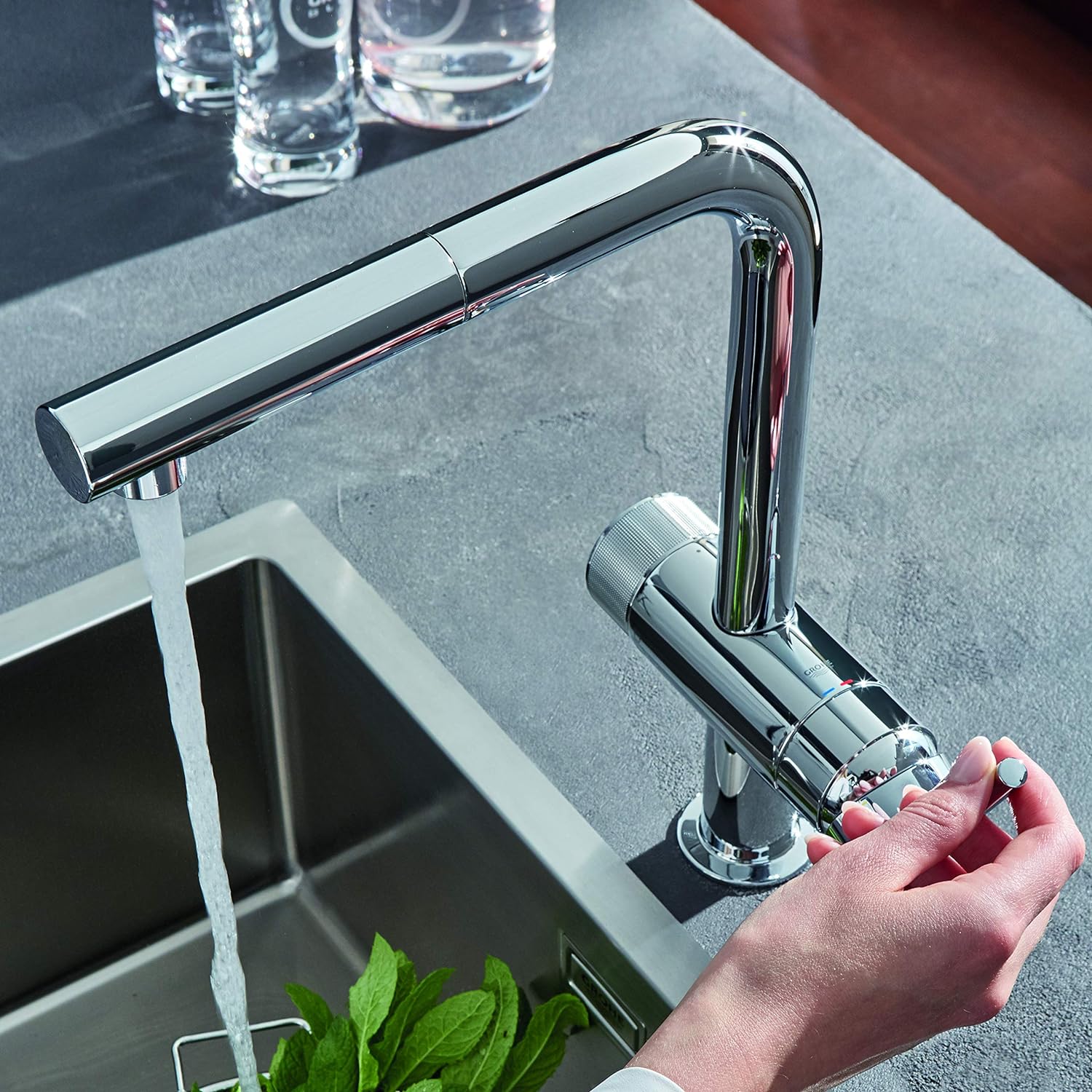 Grifo extra&Atilde;&shy;ble con &Atilde;&sup3;smosis Grohe Blue Pure Minta